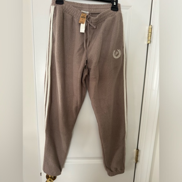 Brand new with tags PINK outfit set - Picture 4 of 5